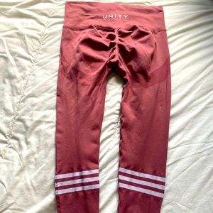 Butt Contour and scrunch leggings size M